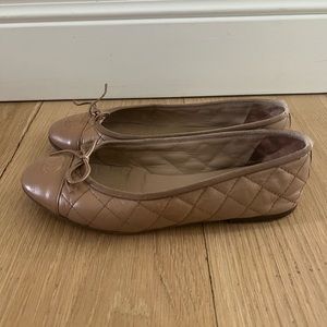 Chanel quilted ballet flat 38.5 8.5 tan leather